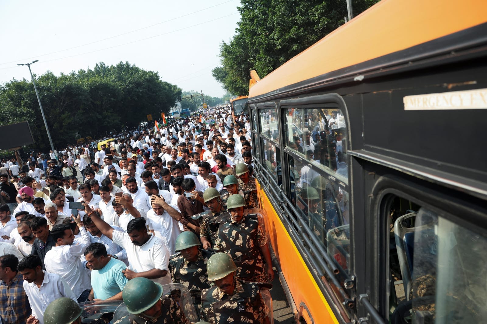 Opposition parties march to the Supreme Court in a protest against a controversial revision of voter lists that has sparked days of unrest, in New Delhi, India, October 12, 2026. REUTERS/Priyanshu Singh