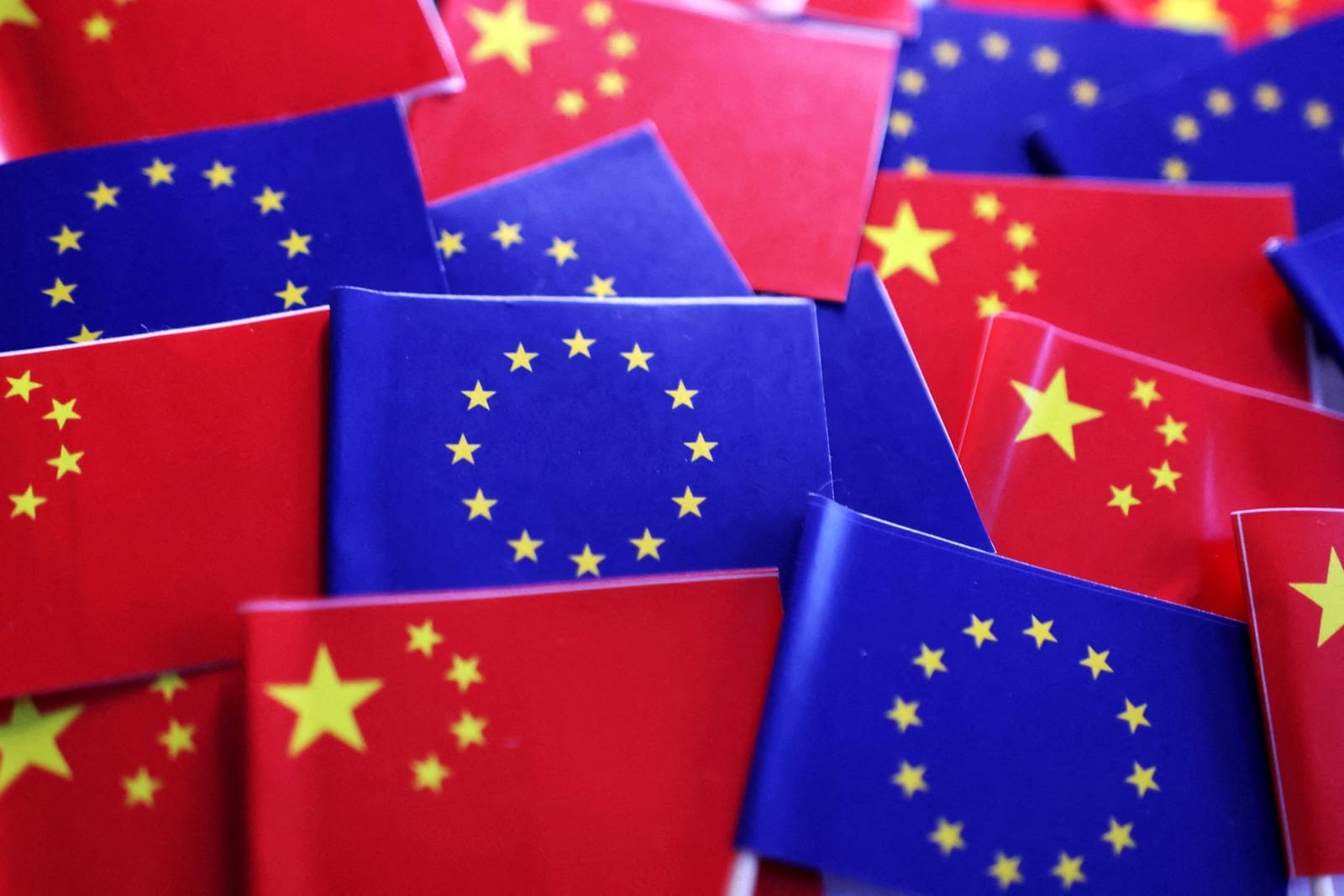 FILE PHOTO: EU and Chinese flags are seen in this illustration taken, March 20, 2025. REUTERS/Dado Ruvic/Illustration/File Photo