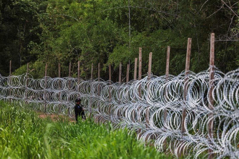 Thailand Completes First Section of Permanent Border Fence With Cambodia post image