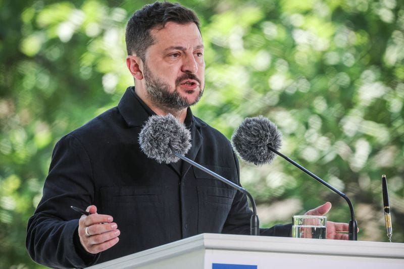 Zelenskiy Says Russia Wants 30,000 More North Korean Troops in Ukraine War post image