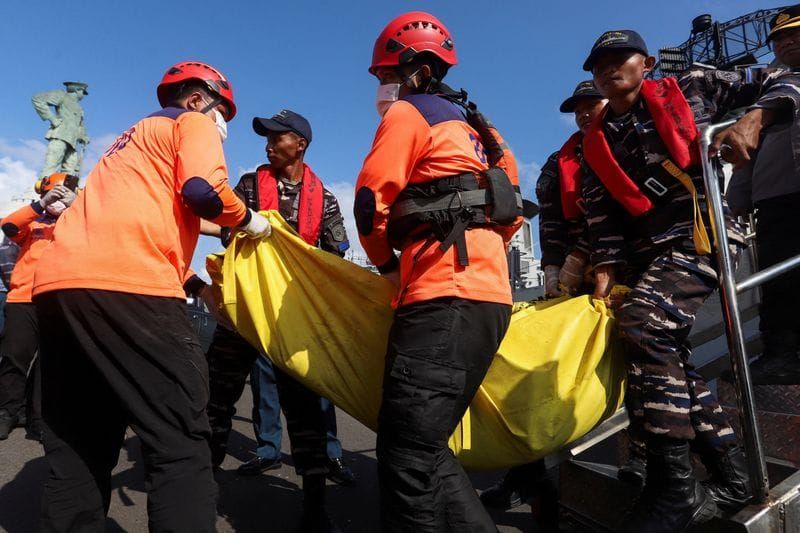 Indonesia Ends Ferry Fire Rescue Off Madura Island With 5 Dead, 233 Saved post image