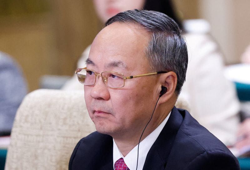 China Removes Ex-Bank Regulator Li Yunze From Parliament Over Discipline Violations post image