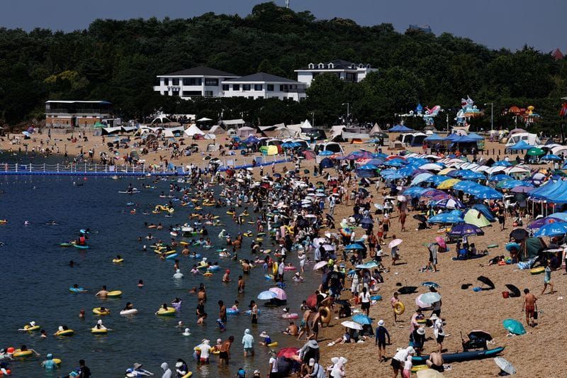 Dalian's Beaches Hit 37C as a Heatwave Turns Northeast China's Cool Coast Scorching post image