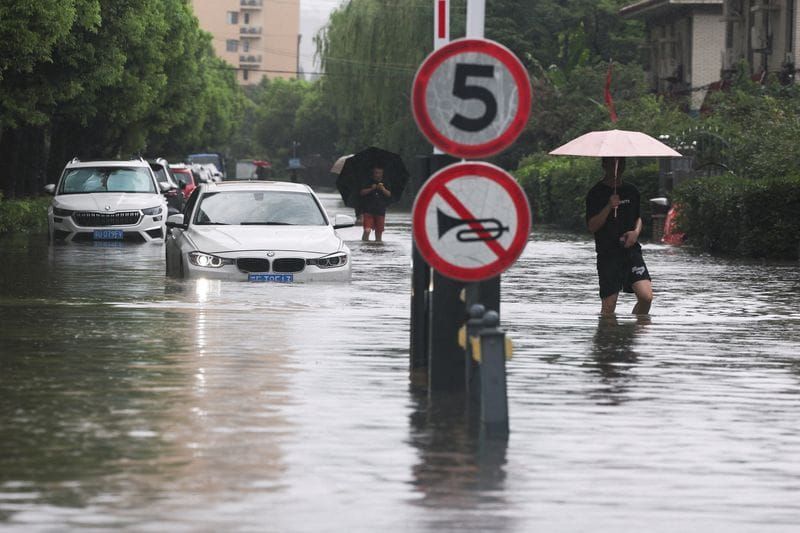 China's AI Weather Models Predicted Typhoon Dolphin's Landfall to Within 30 Minutes post image