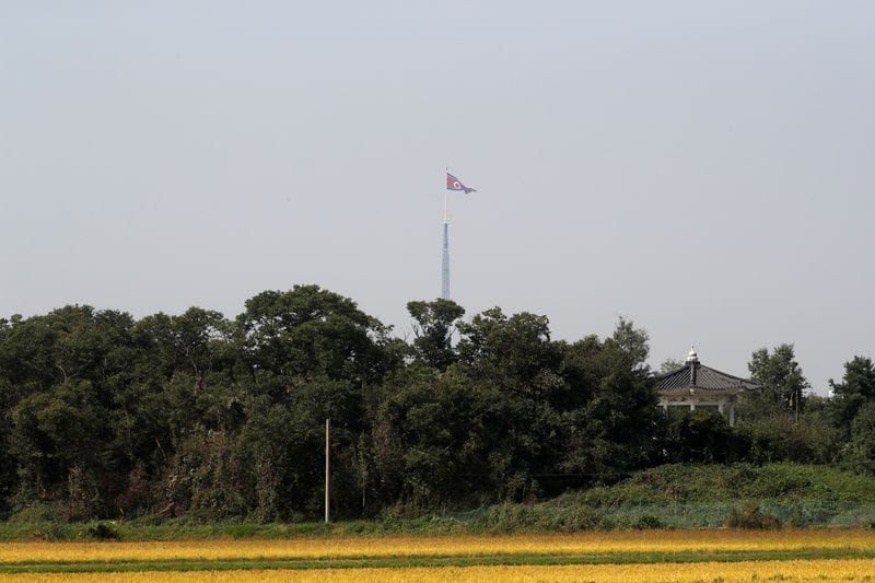 South Korea Fires Warning Shots as North Korean Soldiers Cross Border Line post image