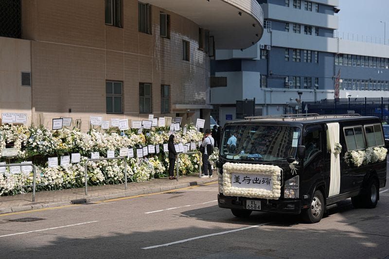 Tung Chee-hwa, Hong Kong's First Post-Handover Leader, Buried in State Funeral post image