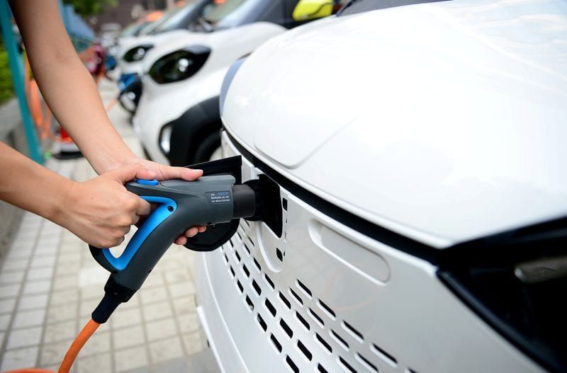 China's EV Makers Are Chasing the 5-Minute Charge post image