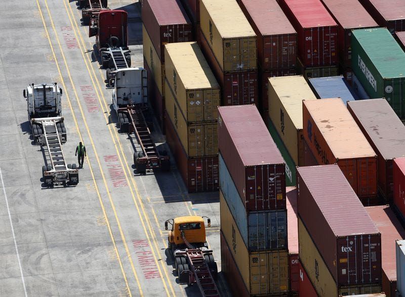US and China Cut Tariffs on $60 Billion in Goods, Extend Trade Truce to January post image