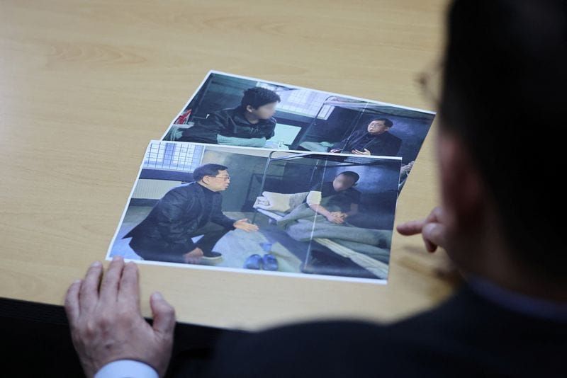 Seoul Says No Arms Pledge to Ukraine in Transfer of Two North Korean Soldiers post image