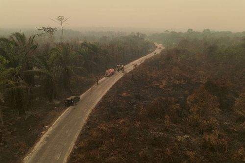 Haze from wildfires in South Arut