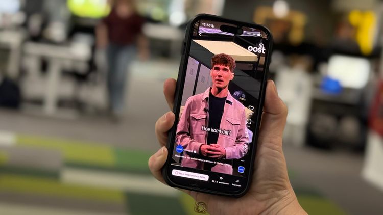 Terwijl RTV Oost een presentator heeft gekloond met AI, bouwden onderzoekers een volledige redactie van agents