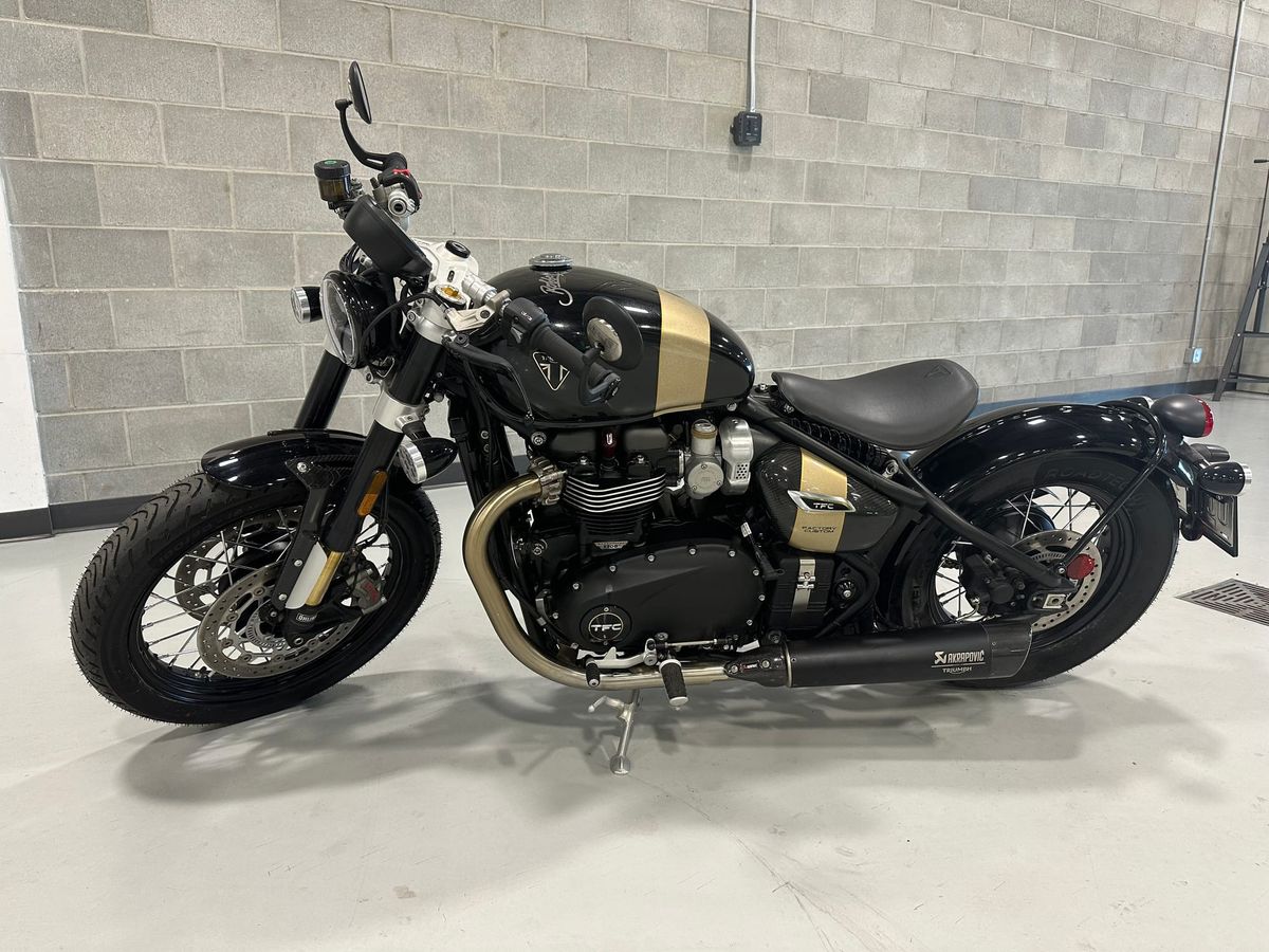 2025 TRIUMPH BONNEYVILLE BOBBER TFC, #51/750, 32km