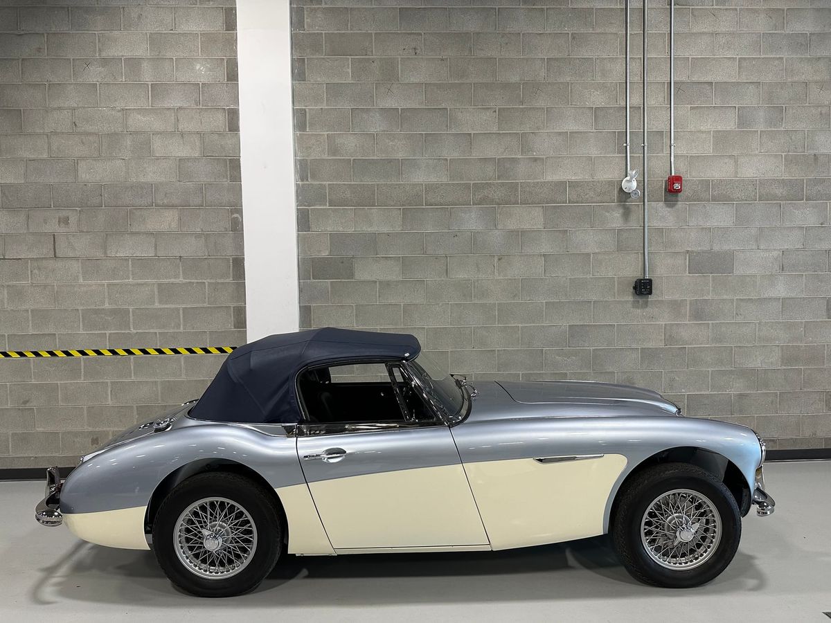 1963 AUSTIN HEALEY 3000  MkII BJ7 5 Sp. Fast Road Spec - Bring A Trailer Preview