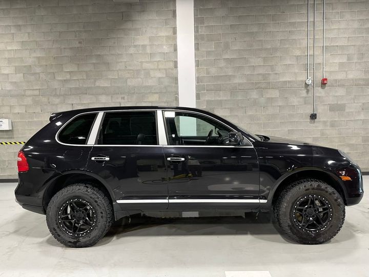 2010 Porsche Cayenne S Overland - Cars & Bid Preview SOLD