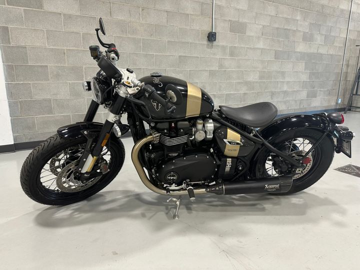 2025 TRIUMPH BONNEYVILLE BOBBER TFC, #51/750, 32km