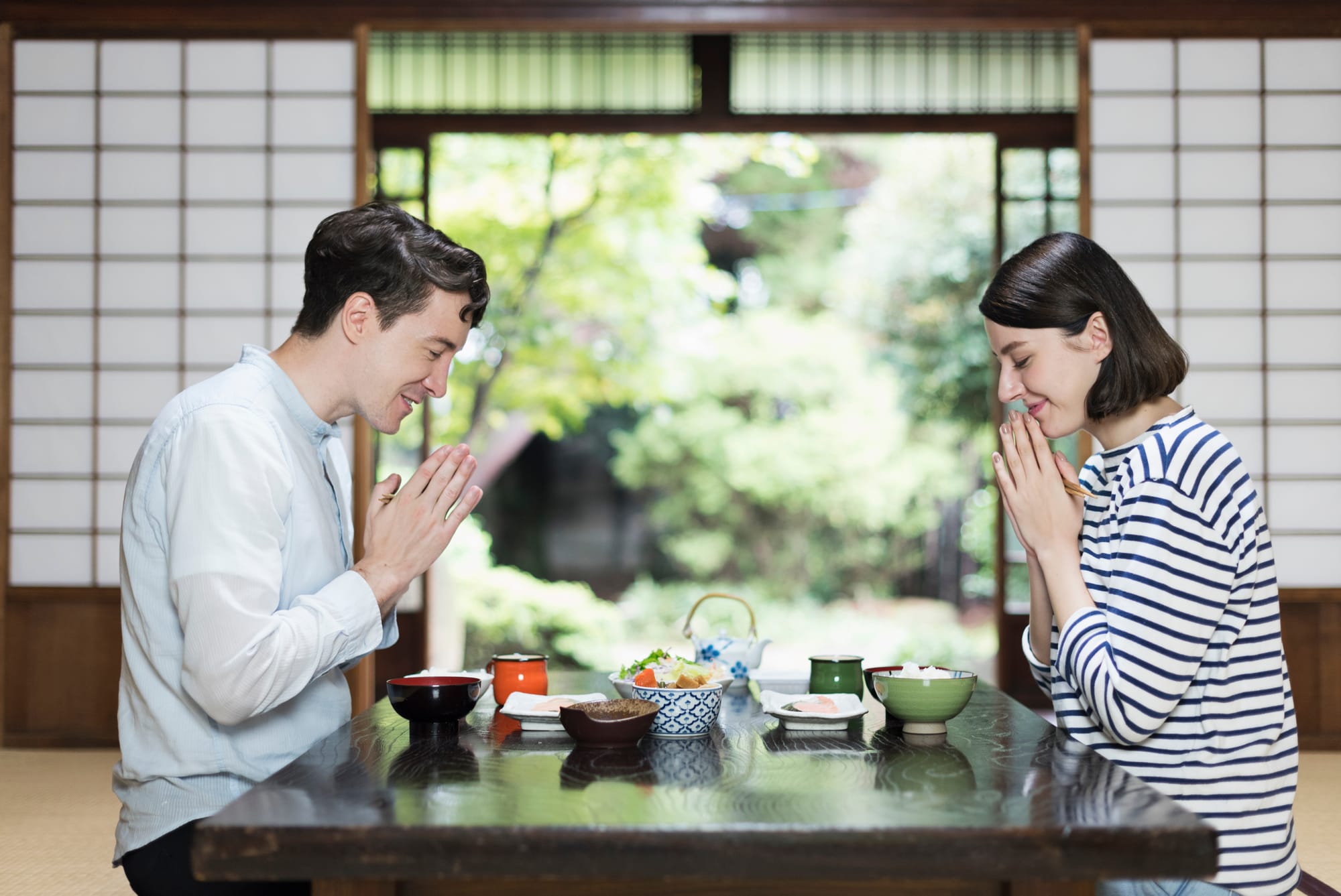 日本人は、誰に向かって『いただきます』と言うのか