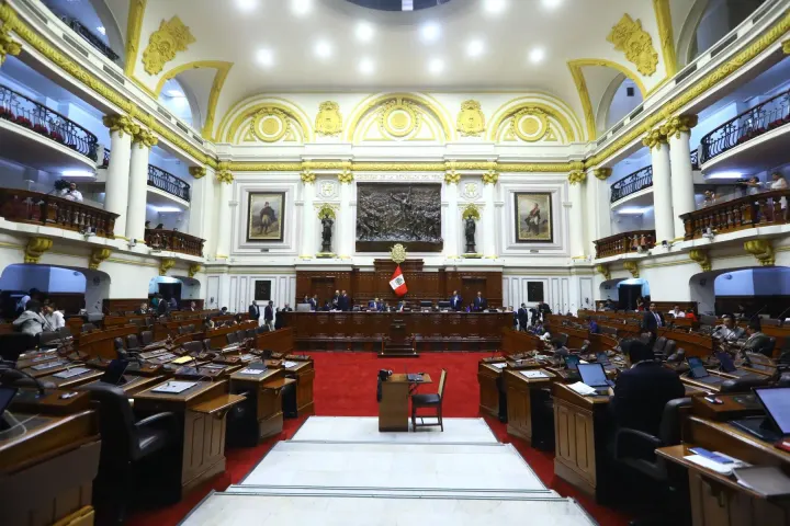 Perú 2026: vuelve el parlamento bicameral 33 años despues