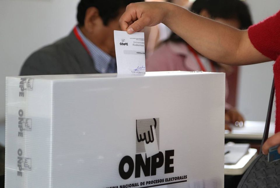 Hay 4,700 actas observadas que suman 1.5 millones de votos