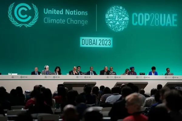 COP28 khai mạc với chiến thắng Quỹ thảm họa khí hậu