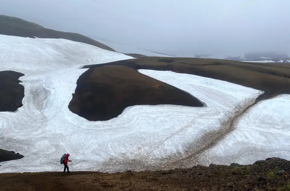 Photograph from the Laugavegur Trail between Hrafntinnusker and Álftavatn, Iceland. Image by Tawatha T. Elguero.