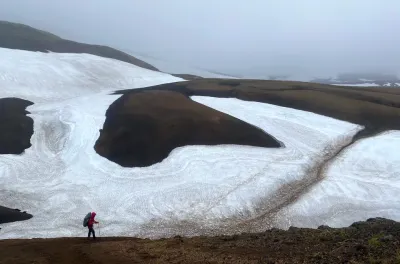 Photograph from the Laugavegur Trail between Hrafntinnusker and Álftavatn, Iceland. Image by Tawatha T. Elguero.