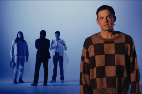 Kings Of Leon - Nowhere to Run