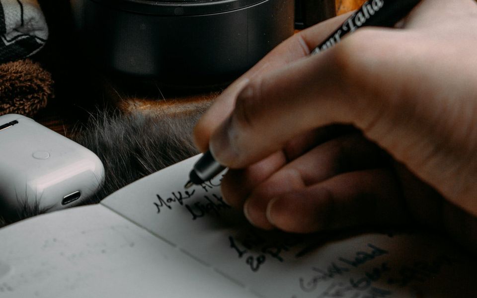 The Sunday Dread Is Real: A Journaling Practice to Stop Dreading Monday