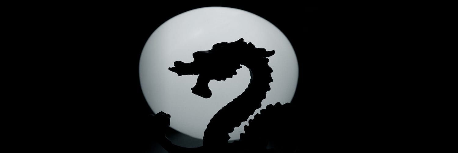 Sormet korviin vai kaasu pohjaan?