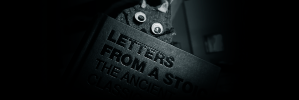 Letters from a Stoic ja kirjanmerkki.