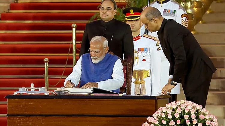 How the unfortunate swearing-in time of Indian Prime Minister Modi points to the Kashmir terror attack and the beginning of India's military conflict with Pakistan