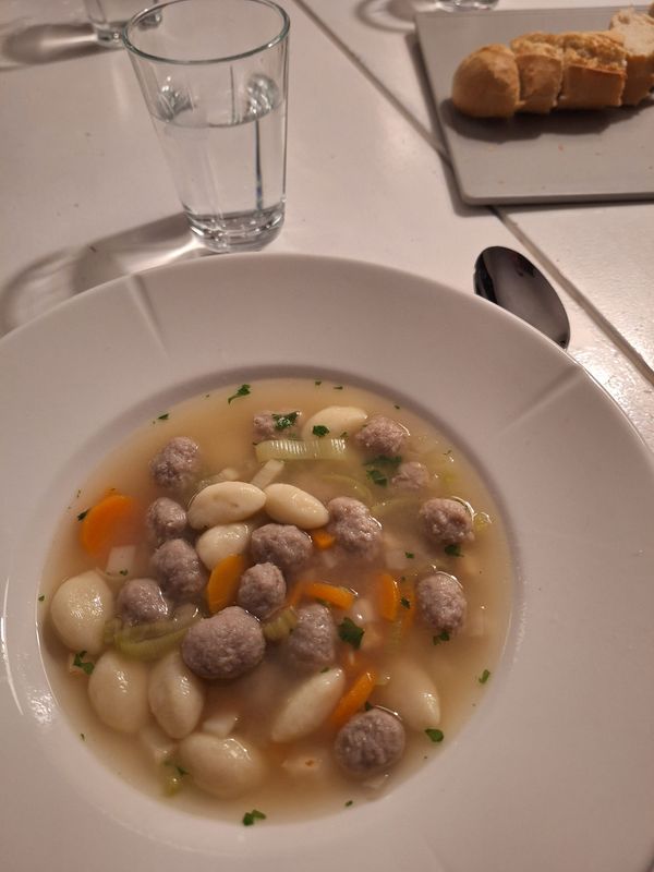 Oksekødssuppe
