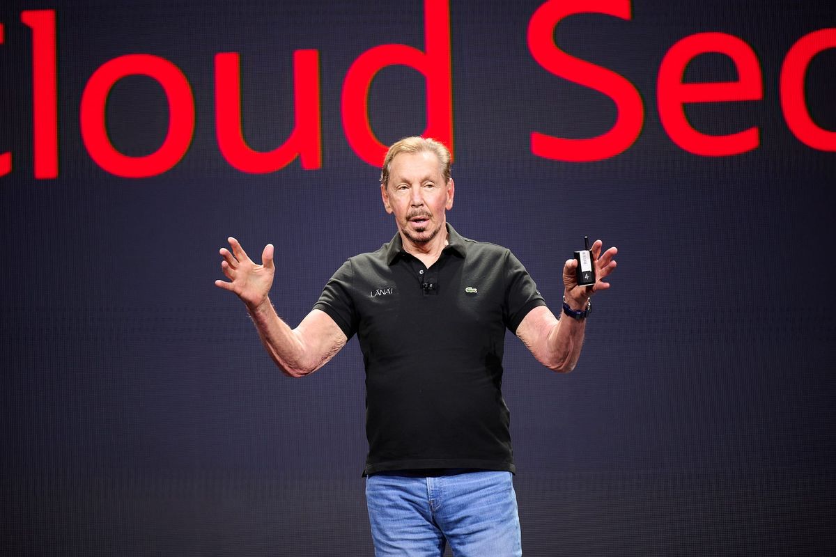 Oracle makes peace with AWS