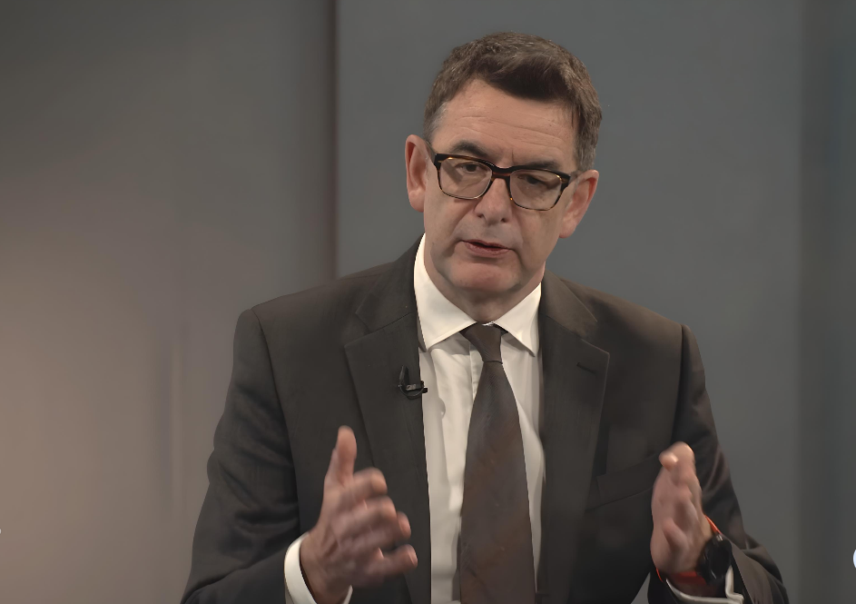 NHS England left with a large CIO-shaped hole as Quinn quits