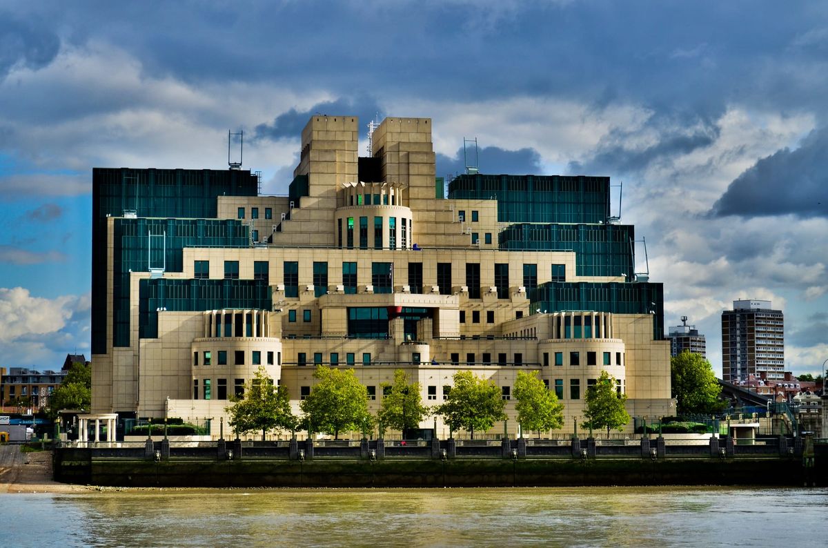 UK spy agencies tackle cloud migrations, as ISC drags heels on hyperscaler report