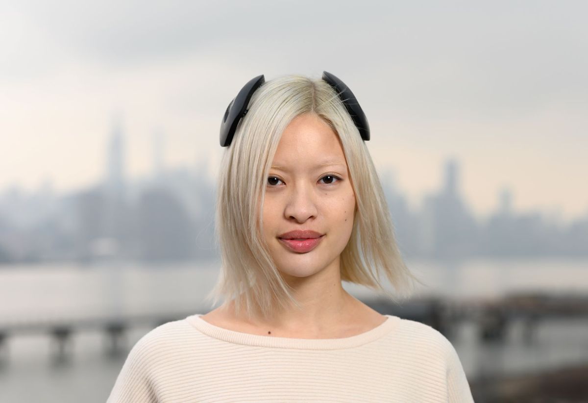 Want to control the sound of an electric guitar just by thinking about it? Neurosity's got you...