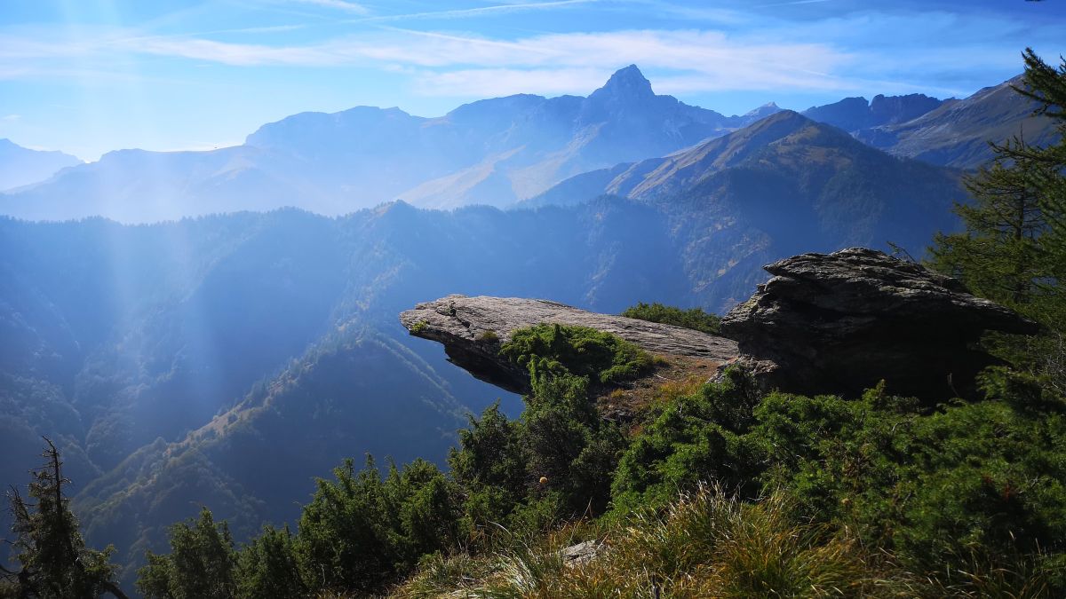 Deal close for $5bn Intel Italy chip plant