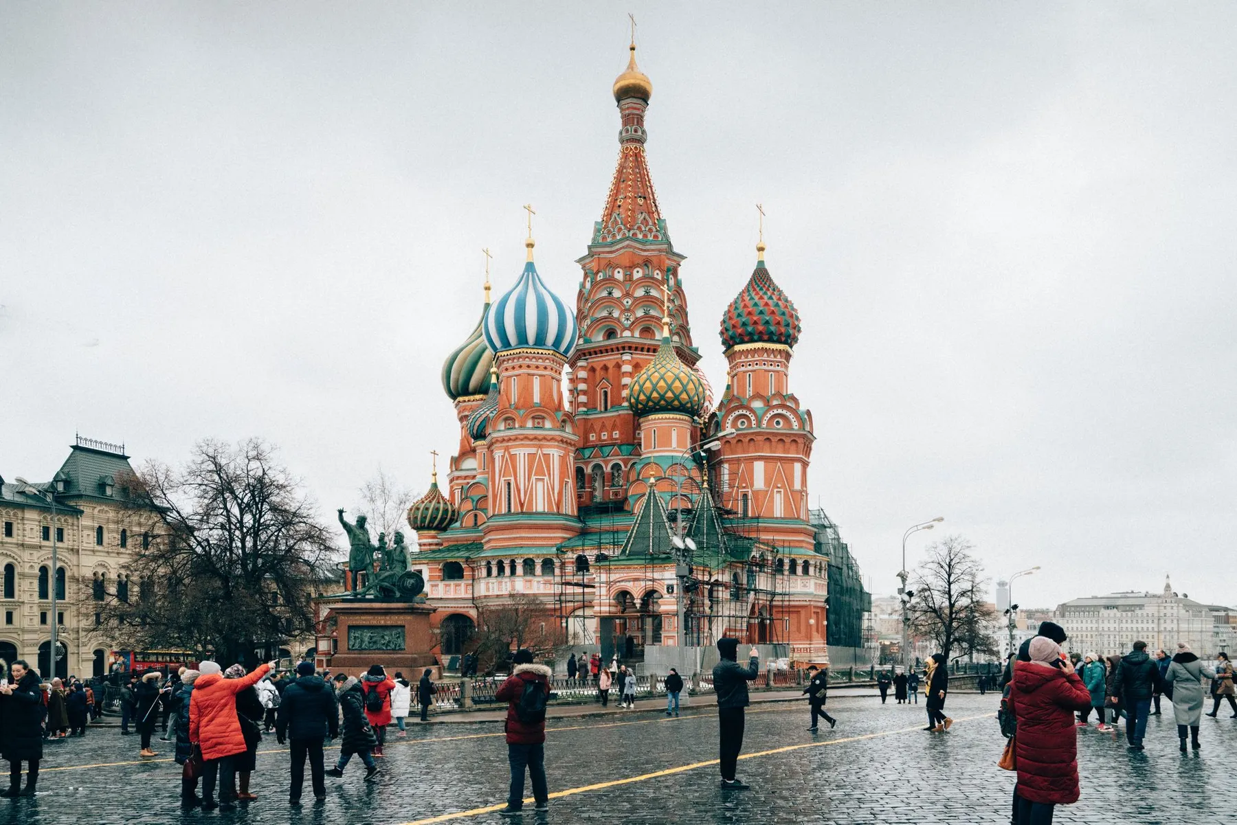 Russia threatens Google with 3 million ruble fine
