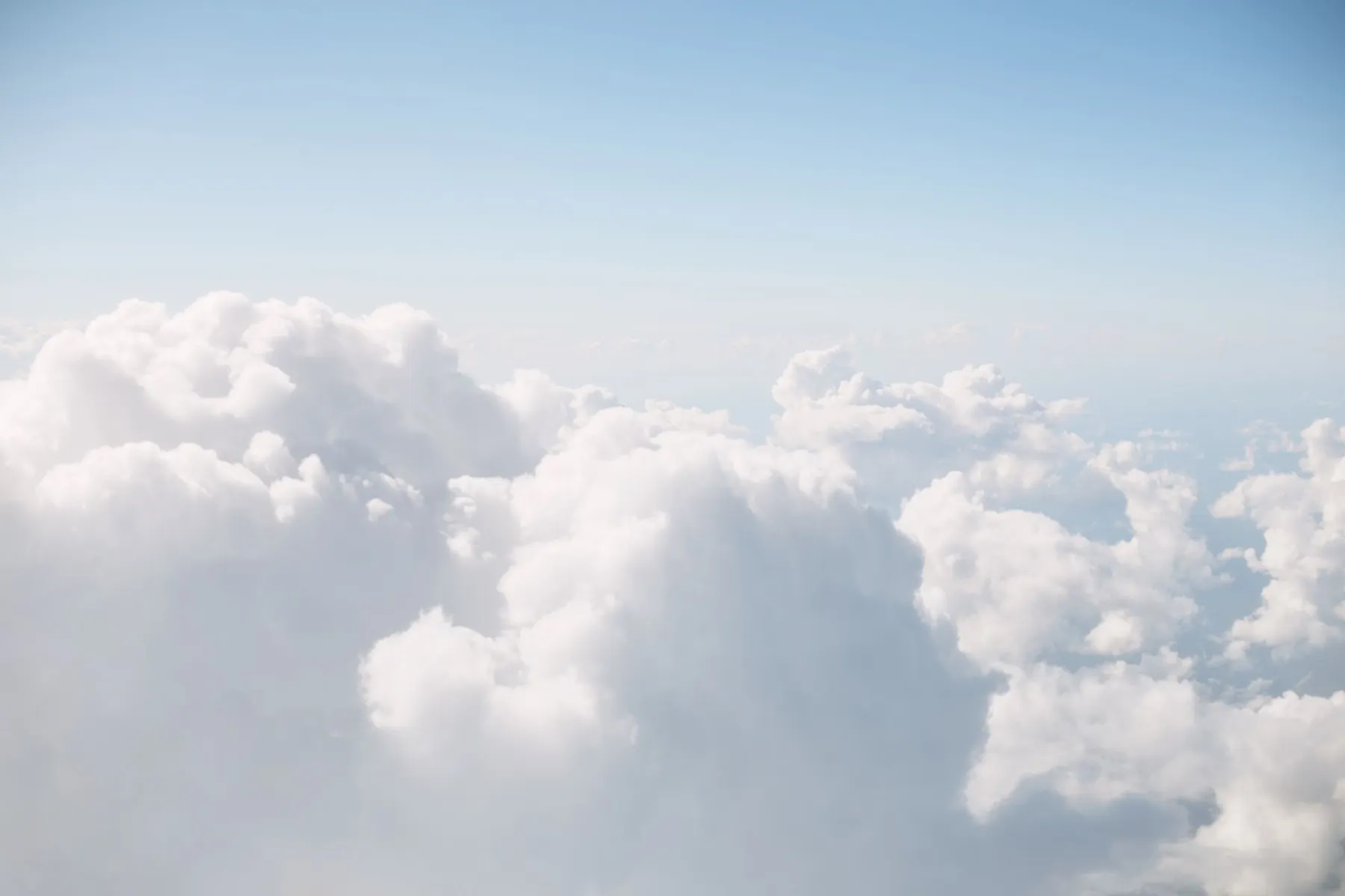 Google talks up AI, security for cloud