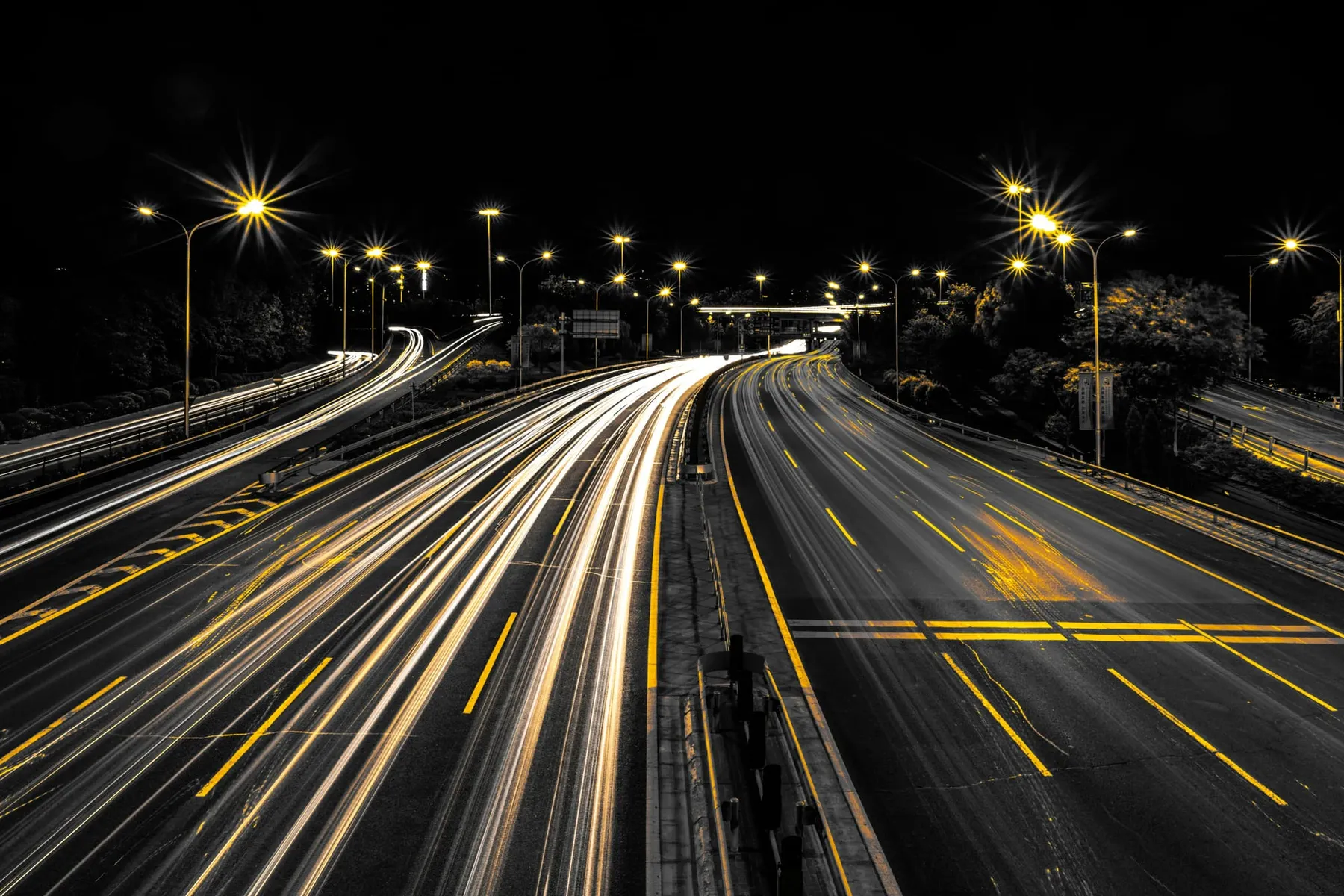National Highways rolls out £650 million roadside telecoms tender