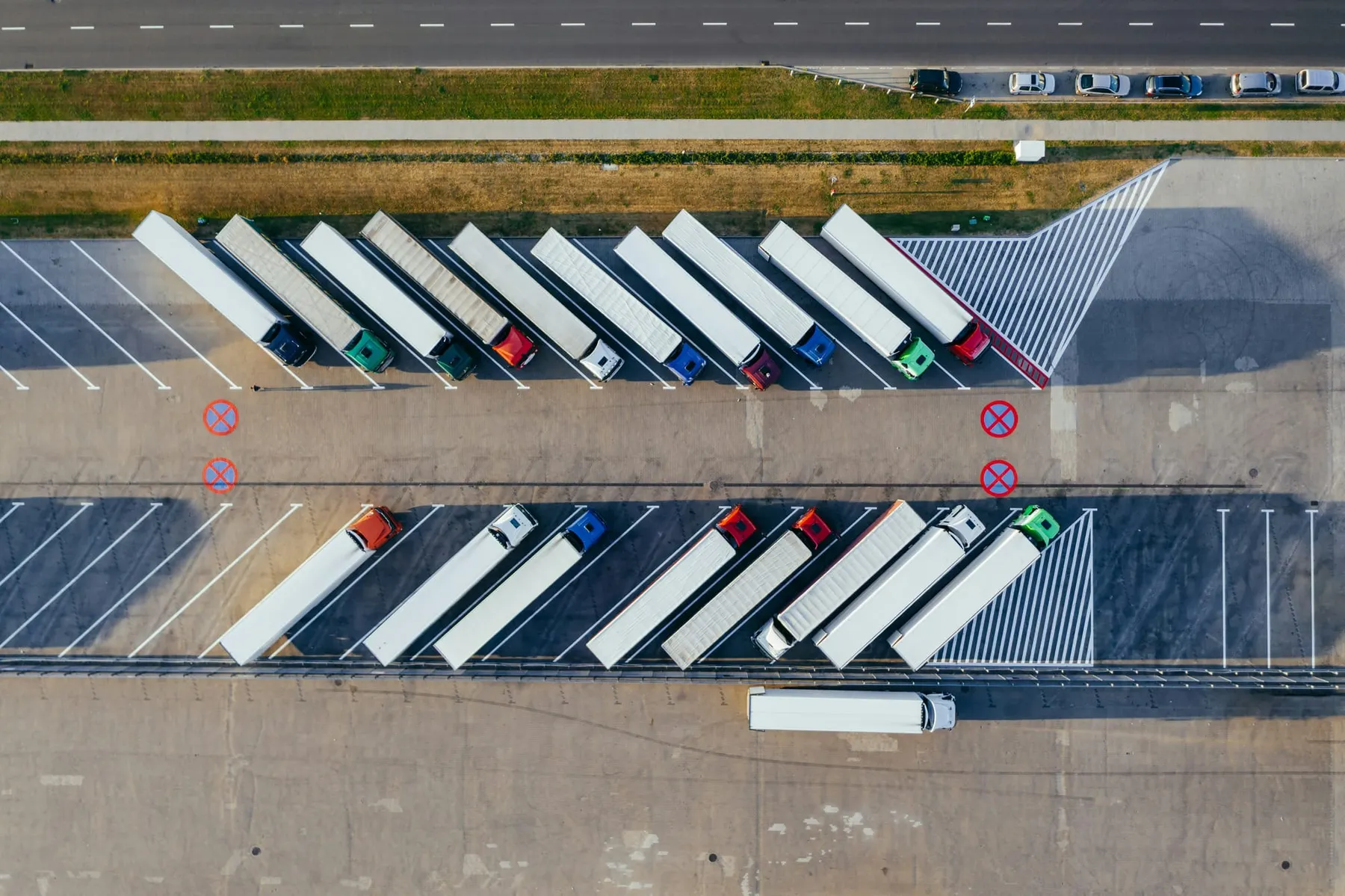 Insurers tighten cyber policy guidance as hacker-related freight thefts rise
