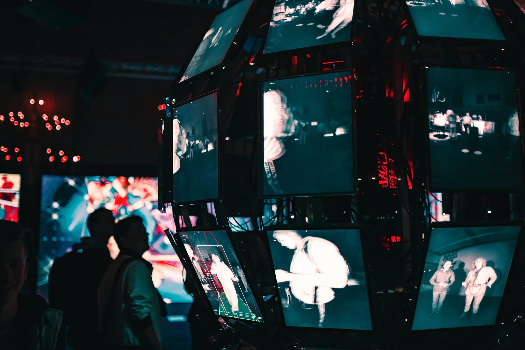 Surveillance commissioner calls for facial recognition regs to limit "automated" policing