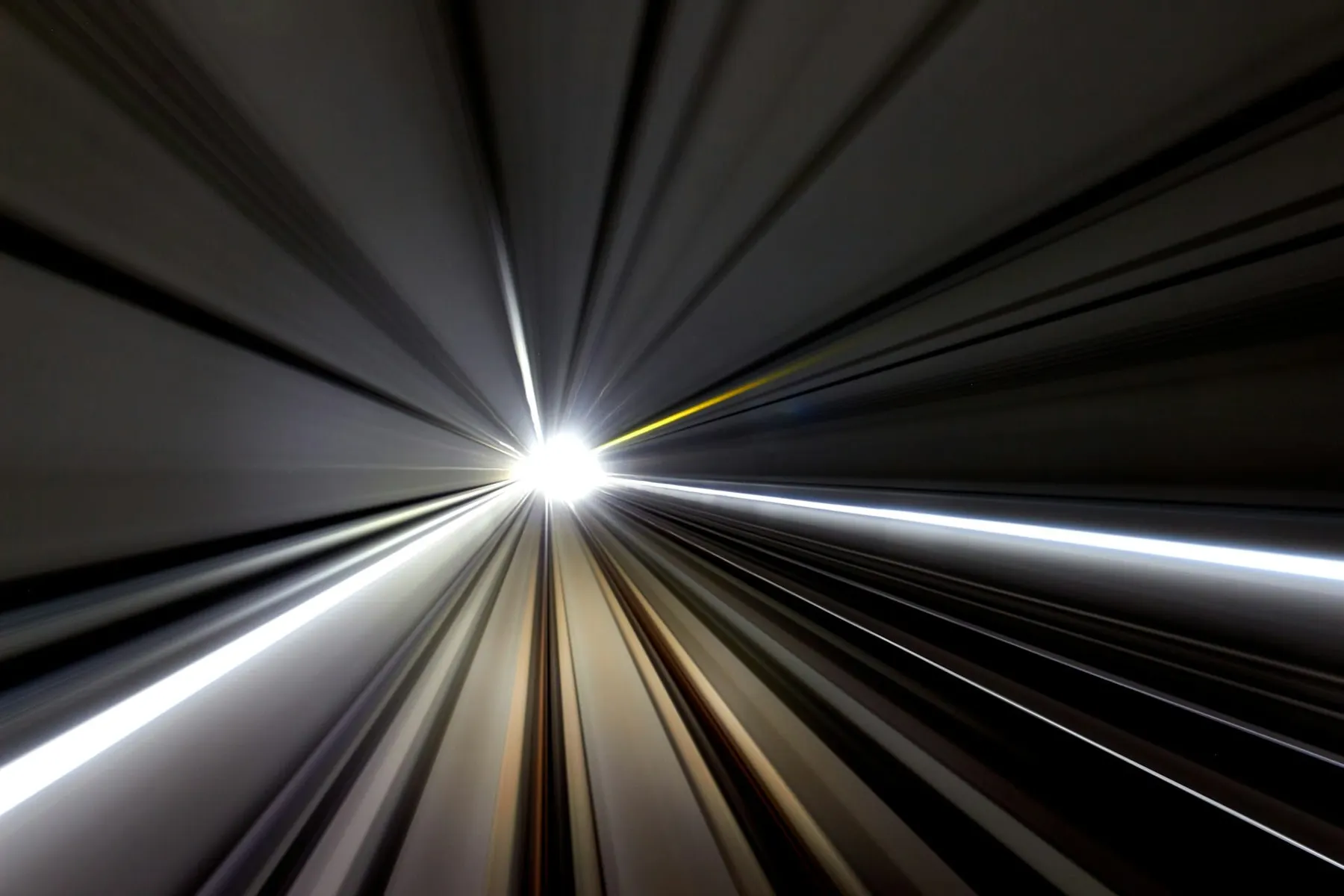 MongoDB 8.3 performance 