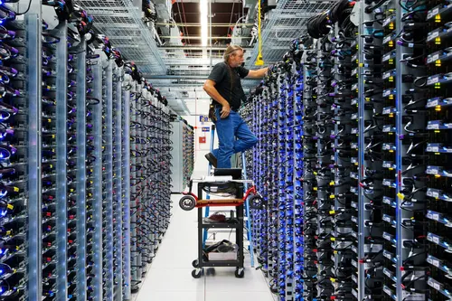 Google’s massively multimodal Gemini 1.5 Pro preview shows a giant warming to its task
