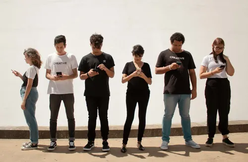 UK calls for “device-based” nude controls