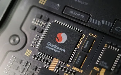 Qualcomm brings Linux support to Snapdragon X