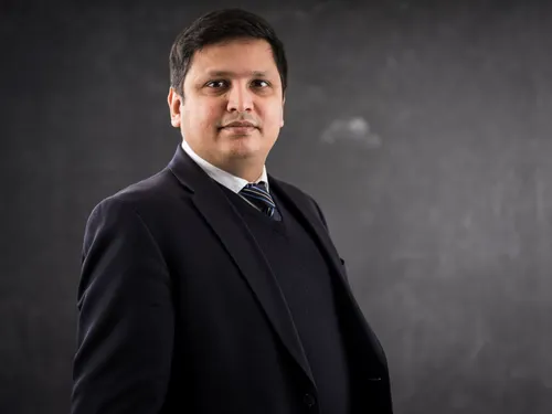 This Allianz CDO built a data architecture & culture "from scratch". Here's his advice