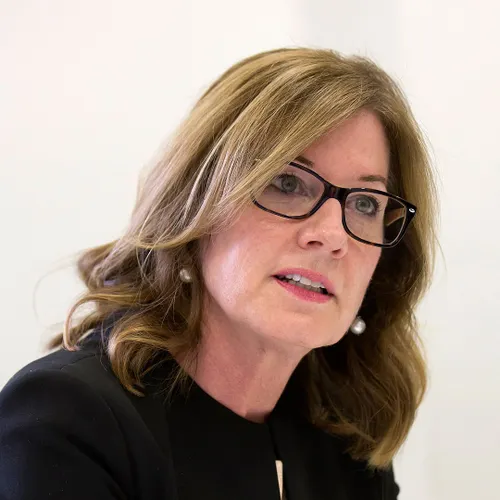 UK's data watchdog dangles threat of prosecution over gov't use of private email