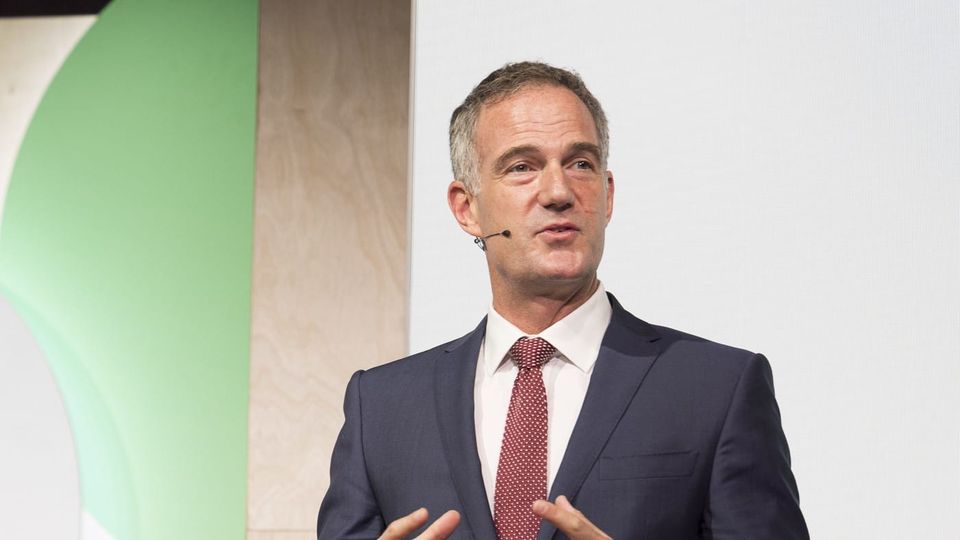 Technology Secretary speaks on stage at Google Cloud's London Summit, discussing a new partnership with the company on tech upskilling and transformation