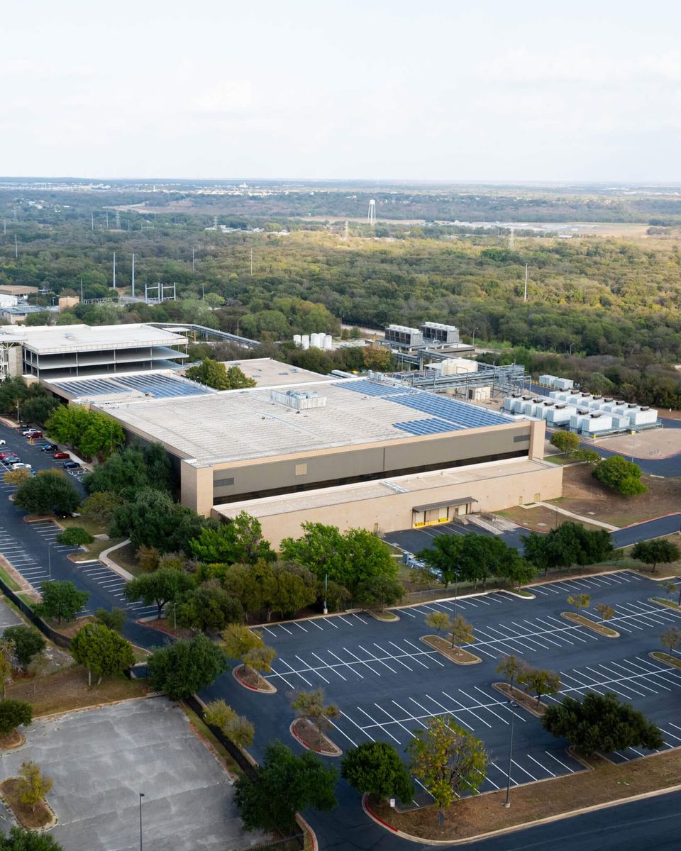 An overhead view of a Core Scientific data center in Austin, Texas