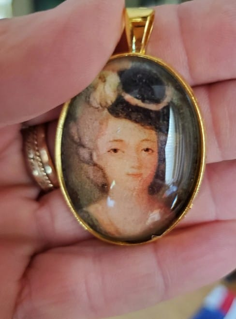 Lafayette kept a locket containing a picture of Adrienne